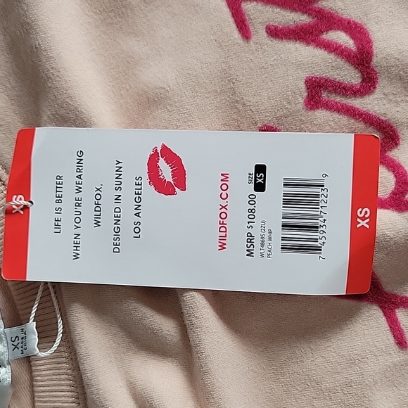 🆕️ Wildfox Woman's Statement Sweatshirt "But First, Cocktails" Size XS - Picture 9 of 9